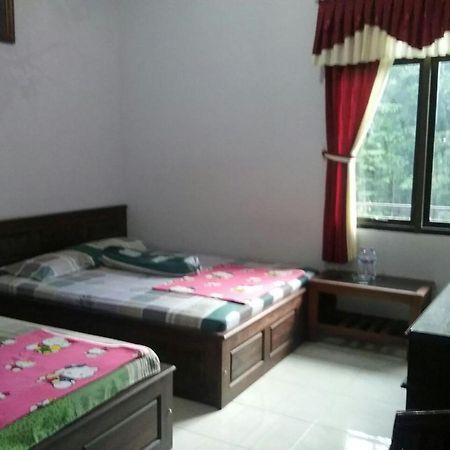 Hotel "Ngebel Indah" Екстериор снимка