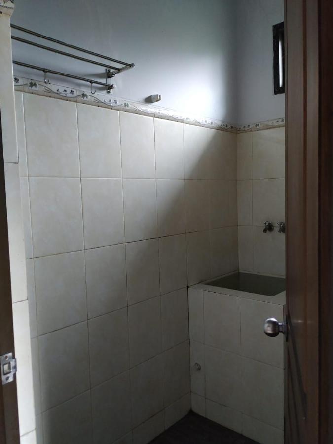 Hotel "Ngebel Indah" Екстериор снимка